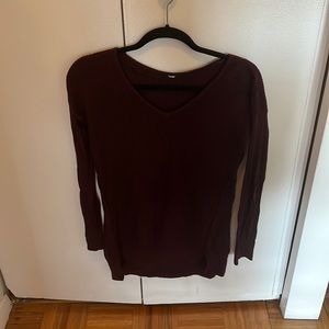 Lululemon maroon long v neck sweater with thumb holes in sleeves